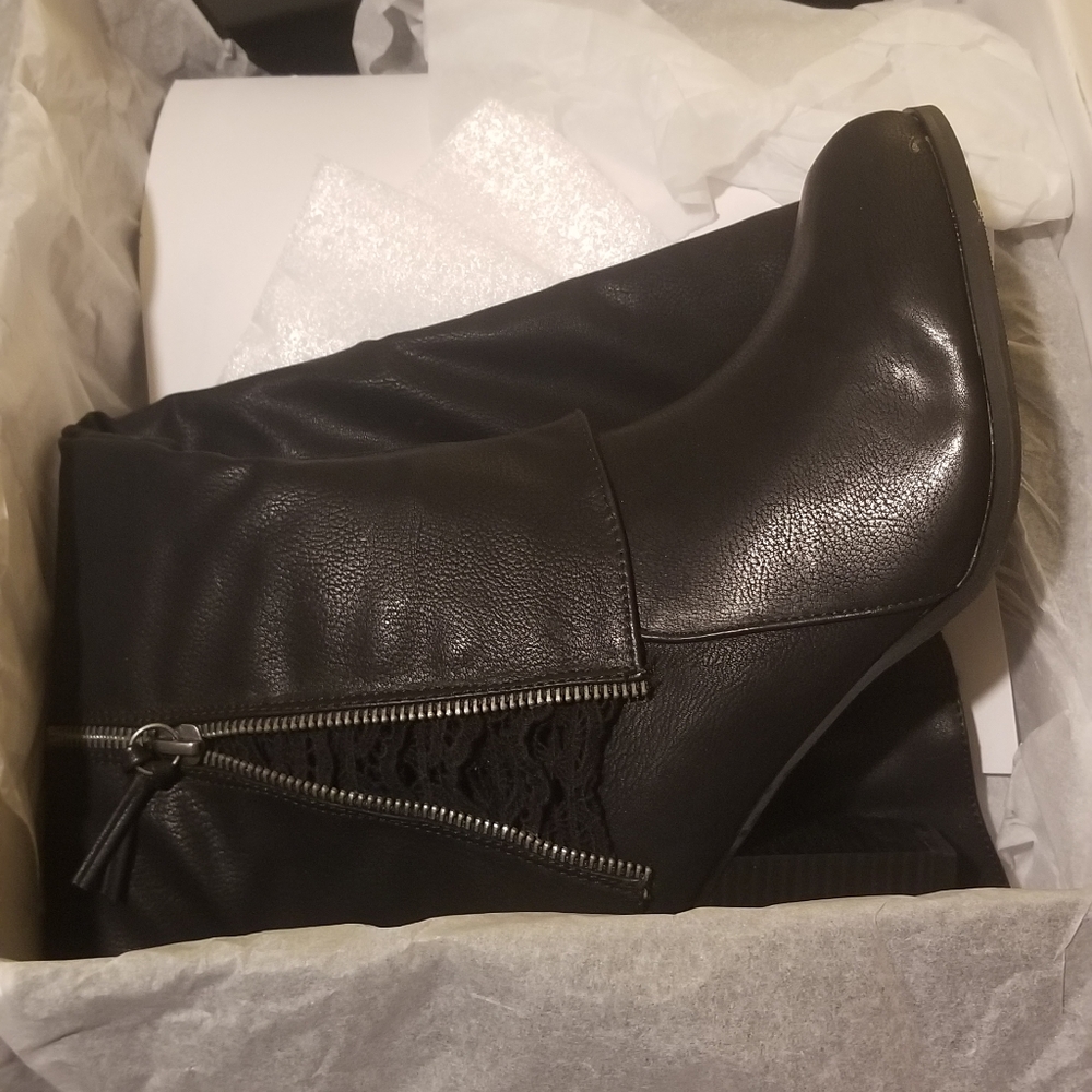 Torrid boots - Picture 7 of 8